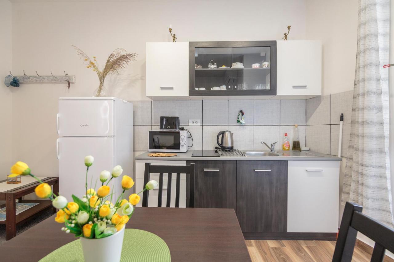 Apartment Esa Komiža Екстериор снимка