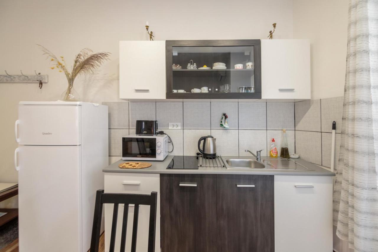 Apartment Esa Komiža Екстериор снимка